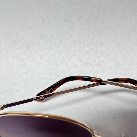 Quay Australia Jezabell Oversized Round Sunglasses Gold Purple Ombré - Picture 8 of 8